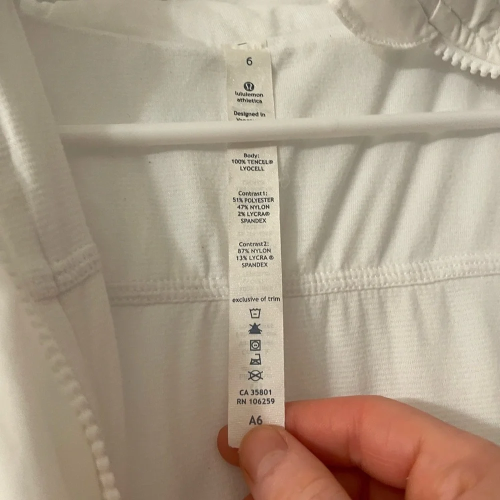 Lululemon Jacket - Picture 3 of 3